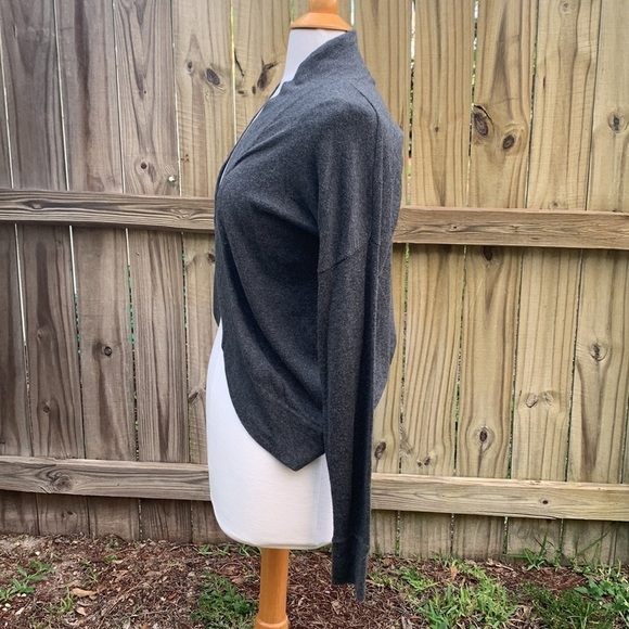 Business Casual Bundle, cardigan and sleeveless tops, size small - Picture 3 of 16